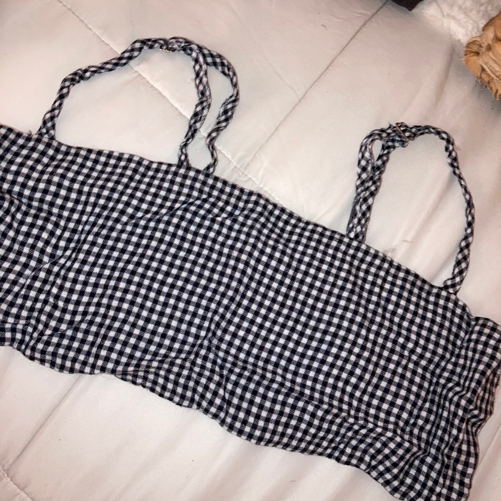 Checkered black and white crop top